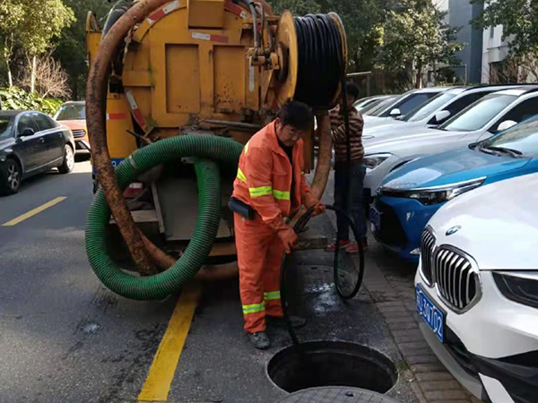 芦淞排污管道清淤